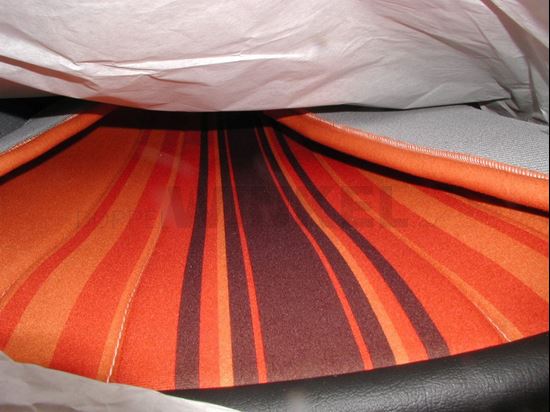 Bild von Sitzbezüge orange gestreift  2 + 1  nicht symmetrisch